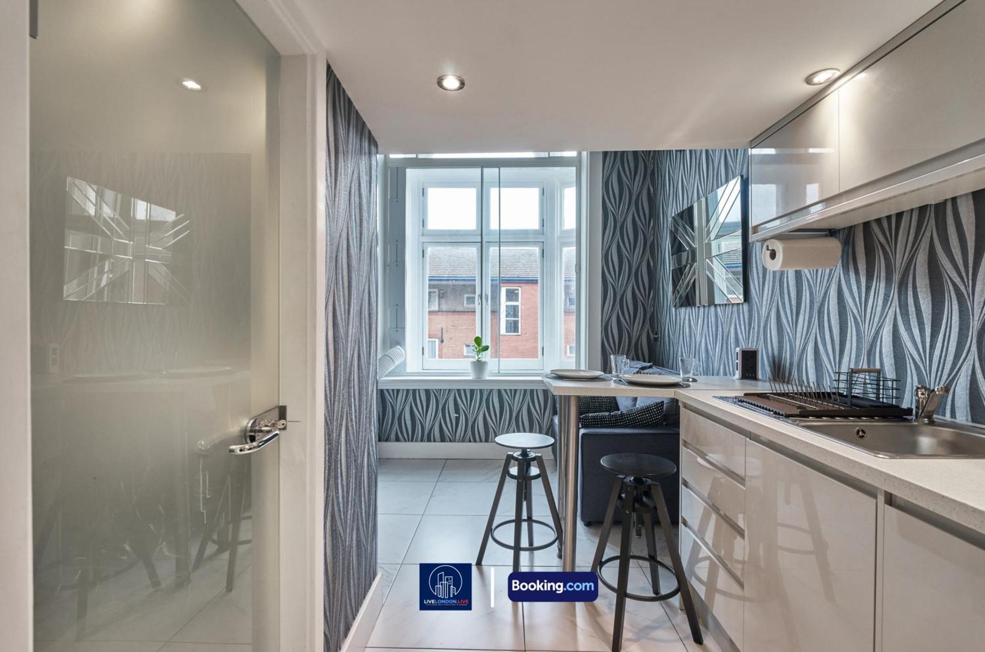 Apartment Last-minute Specials L Sleeps Up To 3 L Spectacular By Live Short Lets & Serviced London